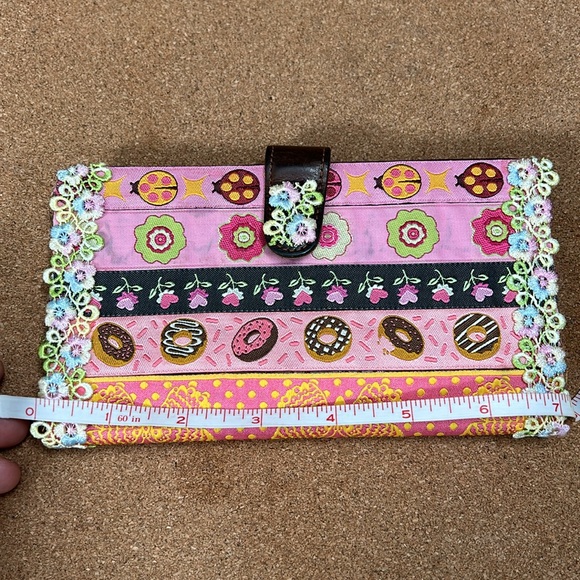 Vintage Coach bifold customized wallet donut embroidery - Picture 14 of 16